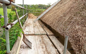 advantages of Upper Farringdon thatch roofing